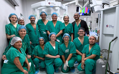 ¡Hito histórico para nuestro equipo! Realizamos con éxito nuestra primera cirugía robótica en la Clínica San Pablo Surco